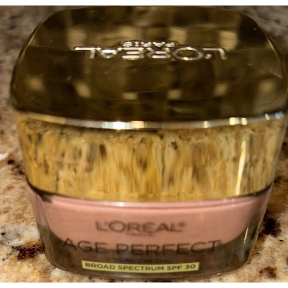 L'Oreal Paris Age Perfect Anti-Aging Moisturizer SPF 30 1.7oz old formula LOOK - Picture 2 of 6